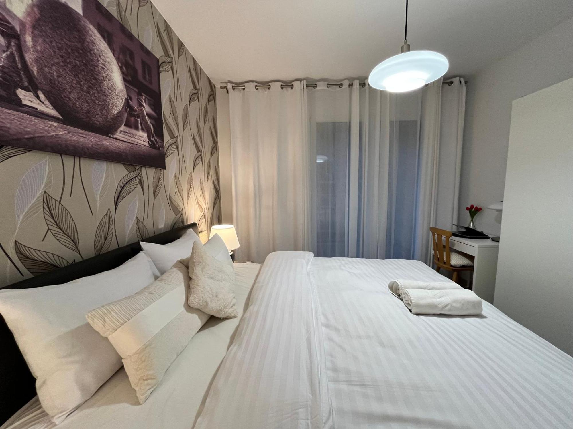 Family House By The River Odra -Panoramic Terrace - 3Room Apartment With 2 Separate Bedrooms And 2 Balconies By Wroapart-Pl- Perfect For Family & Business Stays วรอตซวาฟ ภายนอก รูปภาพ