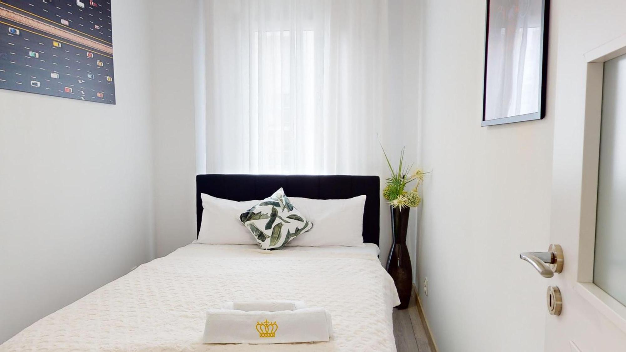 Family House By The River Odra -Panoramic Terrace - 3Room Apartment With 2 Separate Bedrooms And 2 Balconies By Wroapart-Pl- Perfect For Family & Business Stays วรอตซวาฟ ภายนอก รูปภาพ
