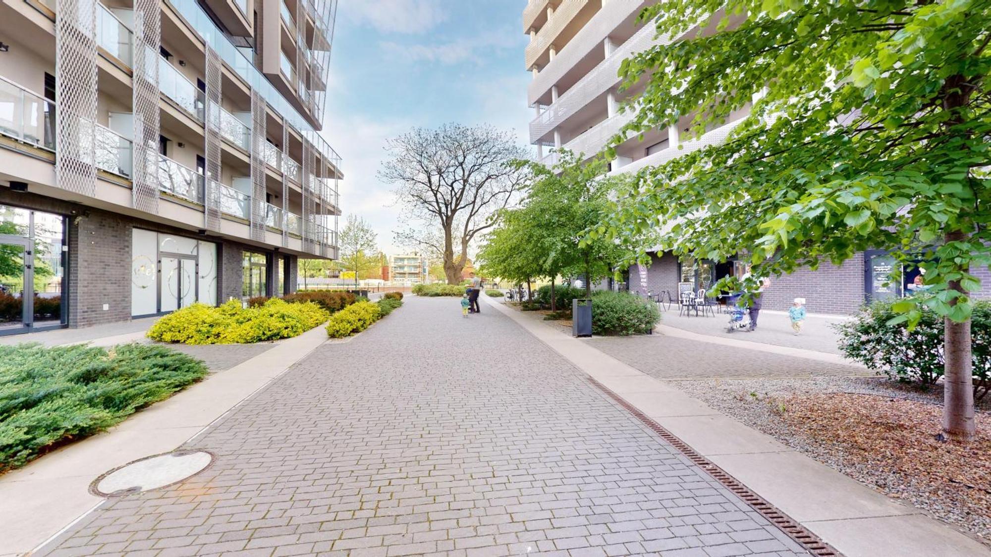 Family House By The River Odra -Panoramic Terrace - 3Room Apartment With 2 Separate Bedrooms And 2 Balconies By Wroapart-Pl- Perfect For Family & Business Stays วรอตซวาฟ ภายนอก รูปภาพ